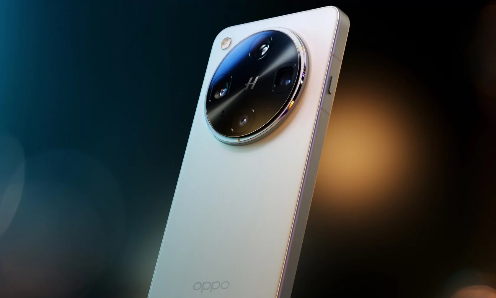 OPPO Find X8 Ultra med två periskopkameror