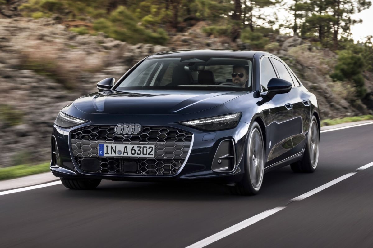 Audi A6 sedan i profil